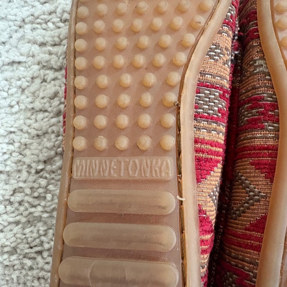 Minnetonka Women's Moccasin Slippers Aztec Woven Textile Slip On Shoes Size 5.5 - Picture 6 of 8